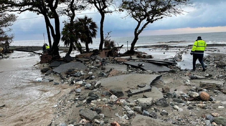 Χωρίς πόσιμο νερό η Αγία Άννα μετά την κακοκαιρία στη Βόρεια Εύβοια