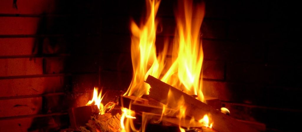 Το ήξερες; – Από πού προέρχεται η φράση είναι «από τζάκι»;