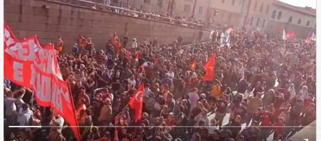 Ιταλία: Ένα εκατομμύριο εργαζόμενοι στους δρόμους κατά του πιστοποιητικού εμβολιασμού