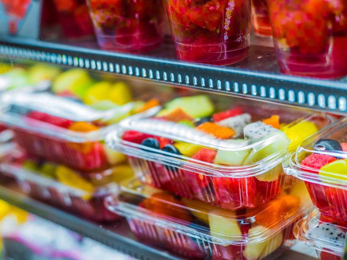 Η Γαλλία «τελειώνει» τις πλαστικές συσκευασίες για σχεδόν όλα τα φρούτα & τα λαχανικά από την 1η Ιανουαρίου