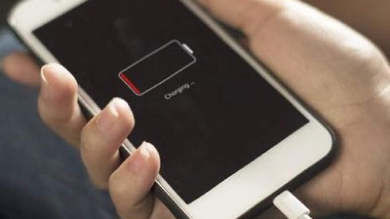 Όλα όσα πρέπει να ξέρετε για τη φόρτιση της μπαταρίας του κινητού σας