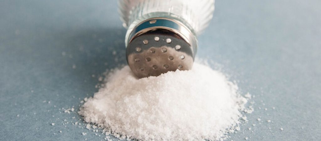 FDA: Προειδοποίηση προς τις βιομηχανίες τροφίμων για μείωση του αλατιού