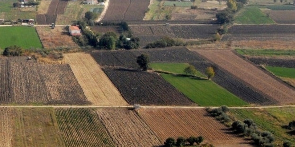 Αεροψεκασμοί από την Τουρκία στον Έβρο – «Πετούν πάνω από τις ελληνικές καλλιεργήσιμες εκτάσεις»