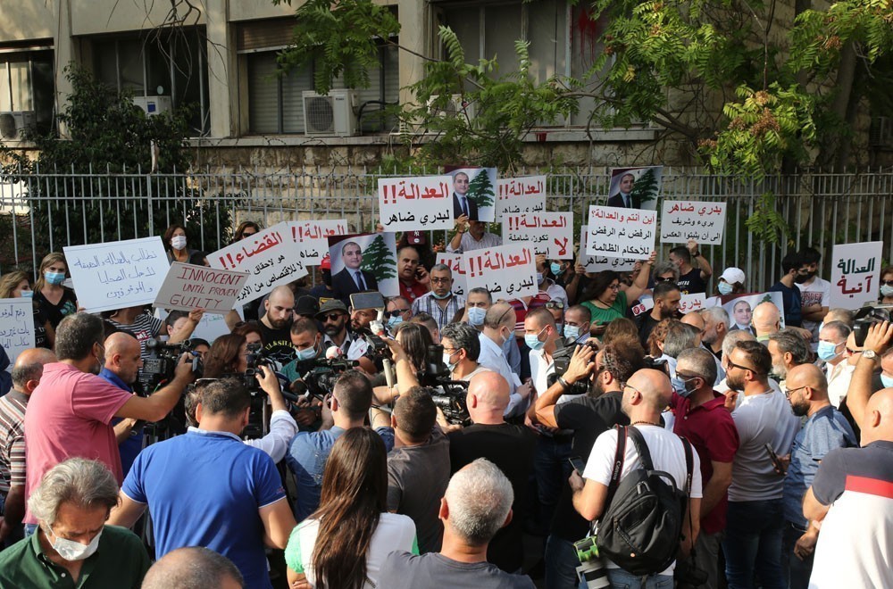 Λίβανος: Πυρά σε συγκέντρωση υποστηρικτών της Χεζμπολάχ – Ένας νεκρός και πέντε τραυματίες (βίντεο)