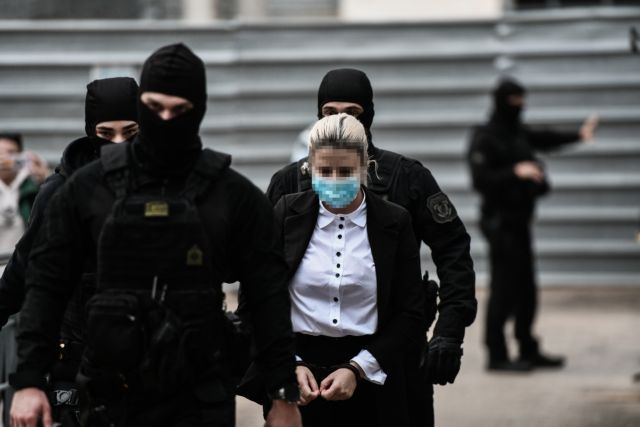 Επίθεση με βιτριόλι: Διάλογοι «φωτιά» της Έφης με τον Εισαγγελέα – «Ήθελα να πονέσει όπως πόνεσε κι εμένα η ψυχή μου»