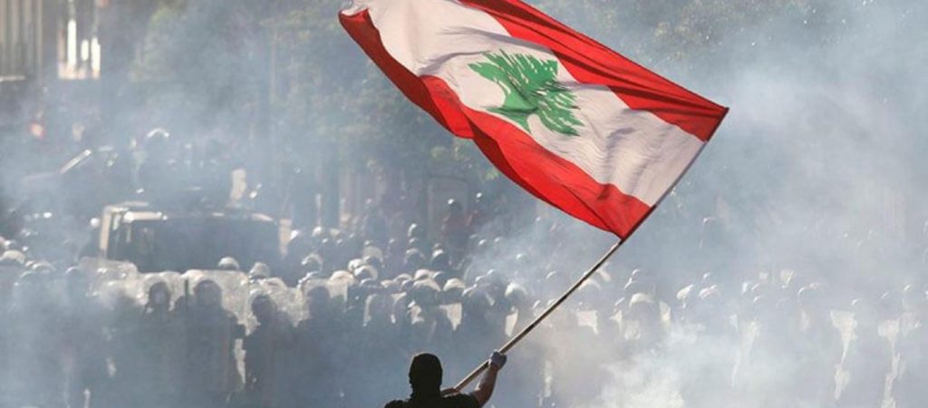 Εικόνες πολέμου στον Λίβανο – Πληροφορίες για 6 νεκρούς από τις συγκρούσεις