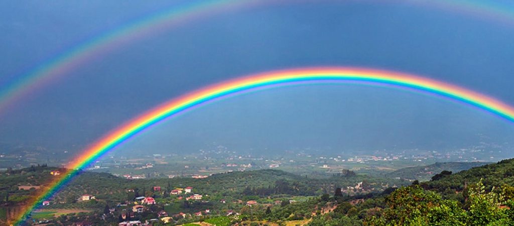 Κυπαρισσία: Εμφανίστηκε διπλό ουράνιο τόξο – Δείτε το πρωτοφανές φαινόμενο (φώτο)