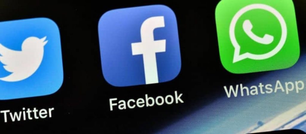 Το Facebook προχωρά στην μείωση πολιτικών ειδήσεων στο News Feed παγκοσμίως