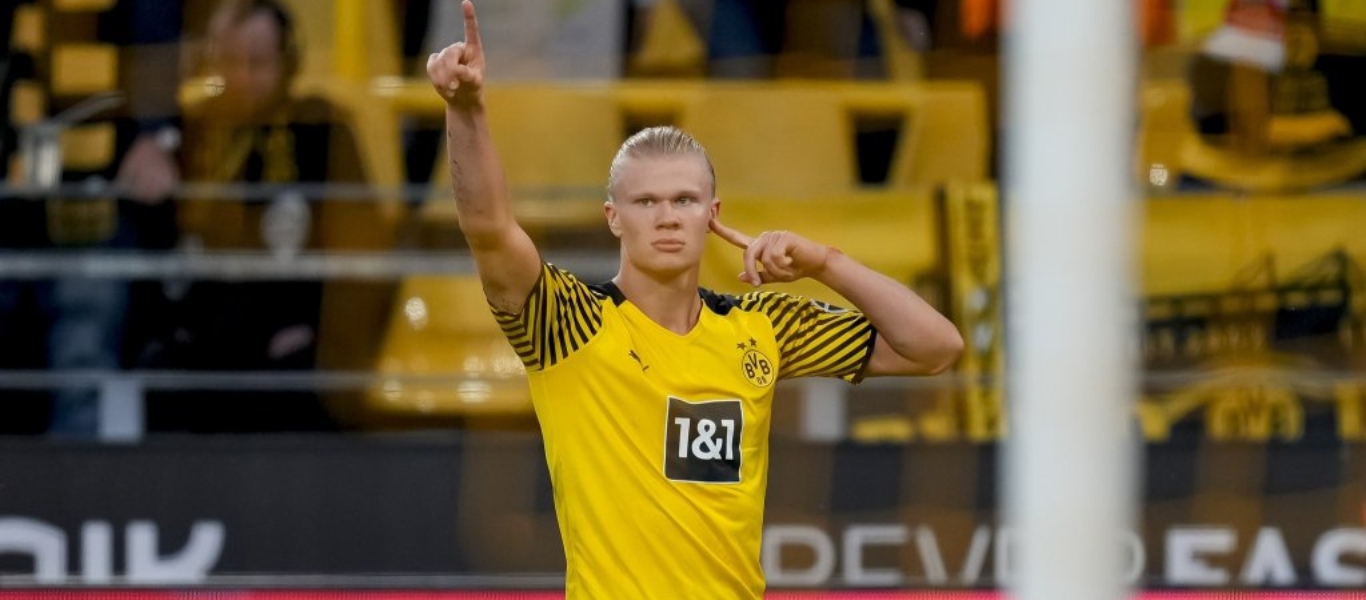 Ο Ε.Χάαλαντ κάνει τα… μαγικά του – Το απίθανο κόλπο με τις τρεις μπάλες και τον πύργο (βίντεο)