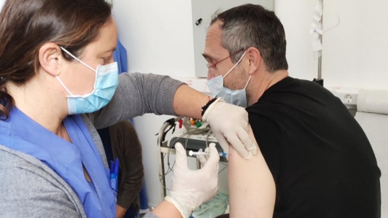 ΗΠΑ: Νεκρός από covid 21χρονος φοιτητής αν και πλήρως εμβολιασμένος