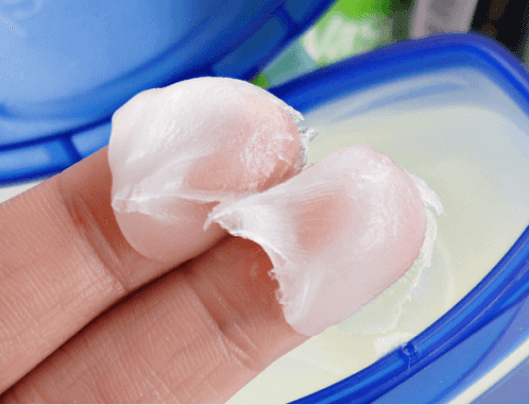 Παράξενες και χρήσιμες χρήσεις της βαζελίνης που σίγουρα δεν γνωρίζατε!