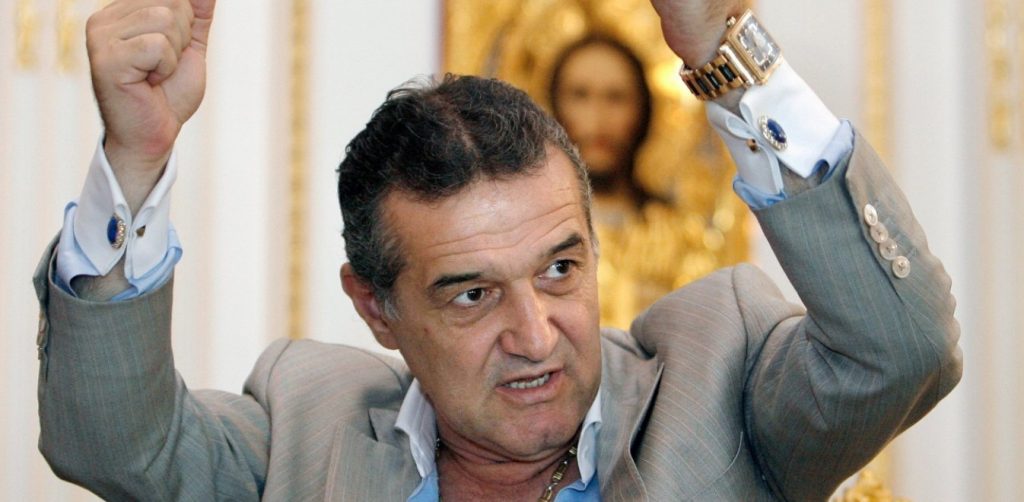 Τζίτζι Μπεκάλι πρόεδρος Στεάουα: «Καλύτερα μια σφαίρα στο κεφάλι παρά το εμβόλιο»