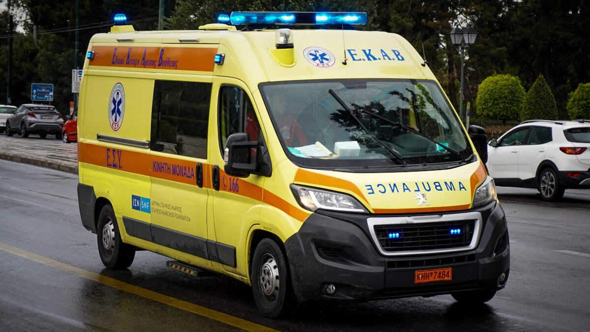 Βόλος: 53χρονος άντρας κατέρρευσε ενώ περπατούσε στο δρόμο