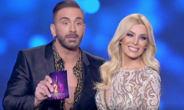 J2US: Η εντυπωσιακή εμφάνιση της Κατερίνας Καινούργιου & ο ρόλος… έκπληξη (βίντεο)