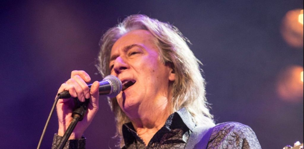 Κ.Τουρνάς: «Δοκίμασα ναρκωτικά μία φορά στην ζωή μου – Δύο βέσπες σκονισμένες τις έβλεπα γυαλιστερές»