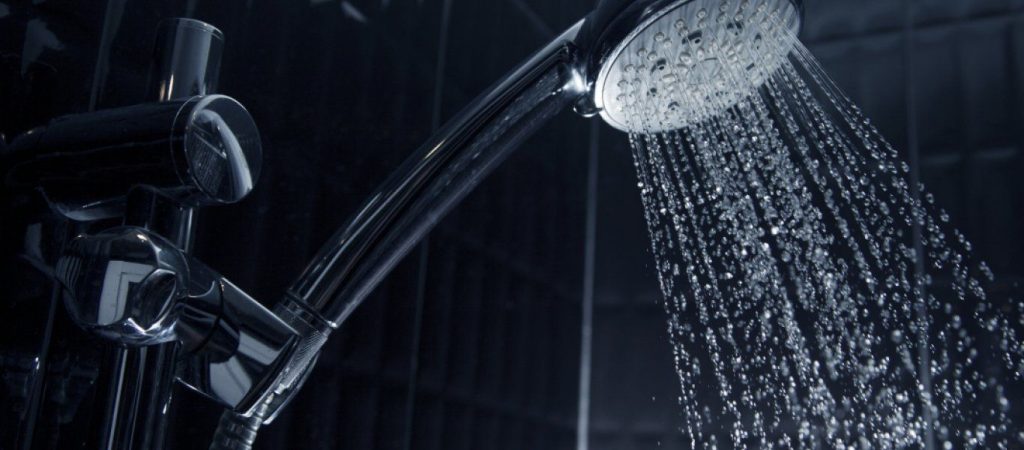 Προσοχή: Αυτά είναι τα 5 πράγματα που δεν πρέπει να κάνεις στο μπάνιο