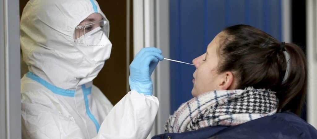 ΕΟΔΥ: Δείτε σε ποιες περιοχές μπορείτε να κάνετε αύριο δωρεάν rapid test