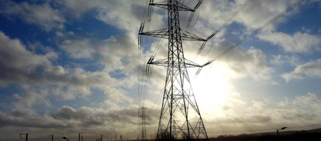 Φουσκωμένοι πλέον οι λογαριασμοί του ρεύματος – Σχέδιο για πληρωμή λογαριασμών σε… δόσεις!