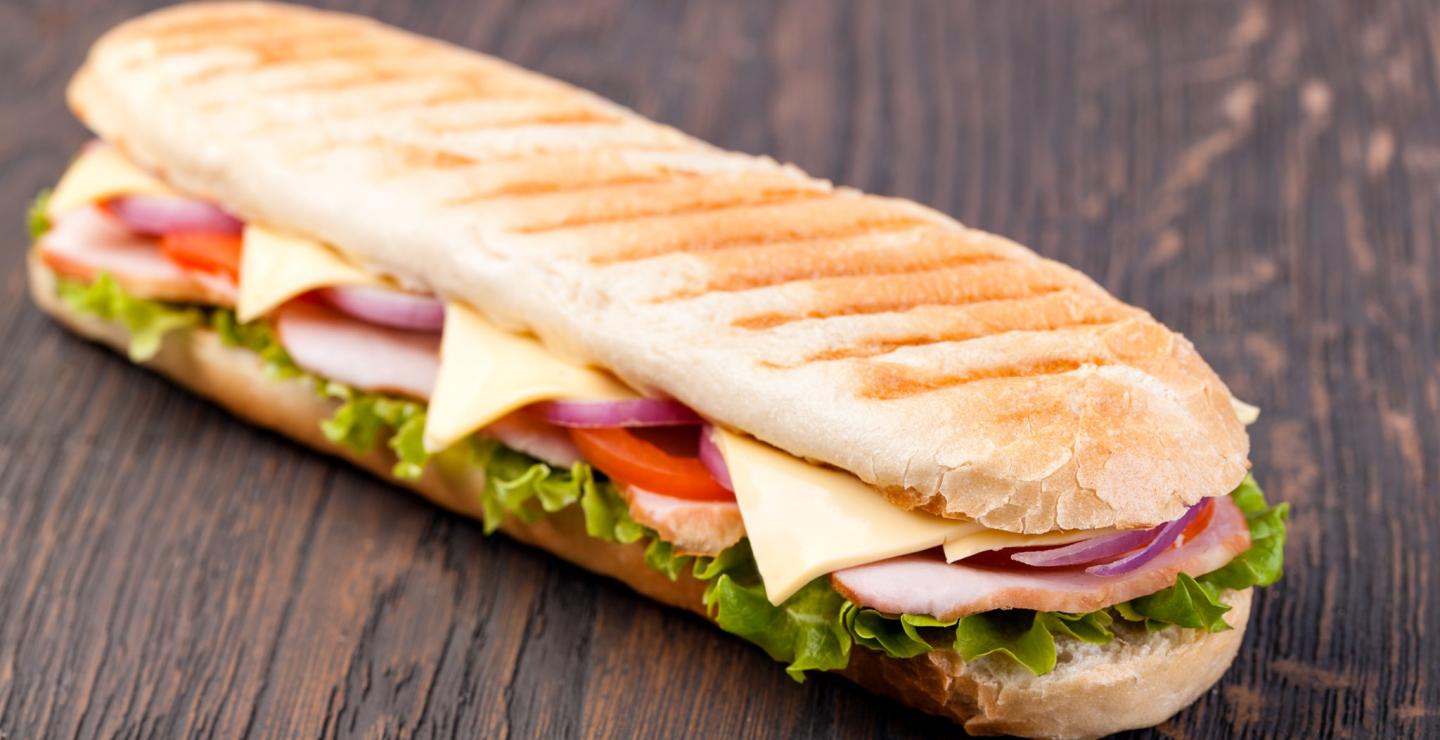Με αυτόν τον τρόπο θα κάνετε το σάντουιτς σας πιο υγιεινό