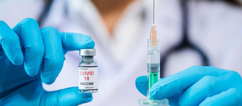 Ομολογία αποτυχίας: «Δεν θα κτίσουμε τείχος ανοσίας μέσω του εμβολιασμού – Στόχος η φυσική ανοσία» λέει ο Ε.Μανωλόπουλος