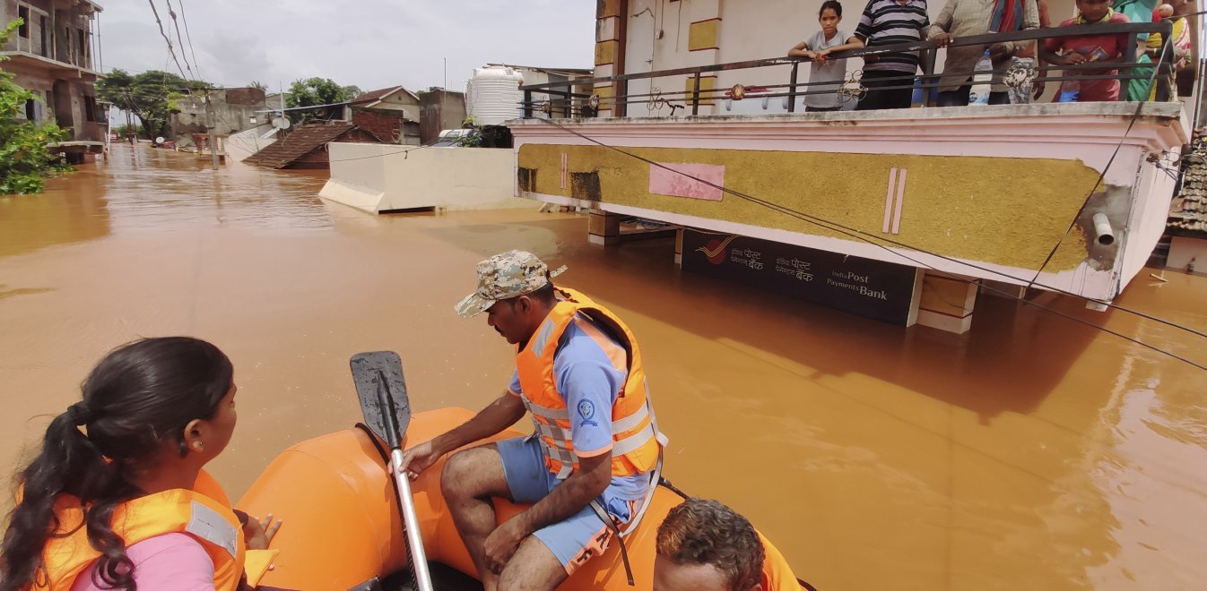 Ινδία: Στους 25 ο απολογισμός των νεκρών από τις καταρρακτώδεις βροχές στην Κεράλα