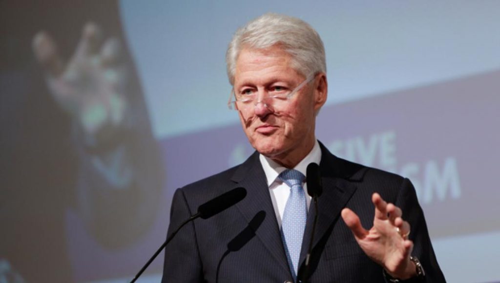 ΗΠΑ: Εξιτήριο από το νοσοκομείο πήρε ο Μπιλ Κλίντον