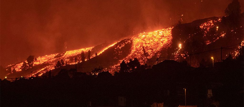 Λα Πάλμα: Απαγόρευση πτήσεων για δεύτερη μέρα λόγω τέφρας