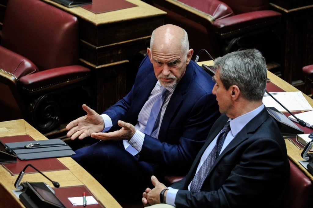 «Δηλητηριώδης» δήλωση Α.Λοβέρδου για Γ.Α. Παπανδρέου: «Κάναμε μια συζήτηση η οποία εξαντλήθηκε γρήγορα»