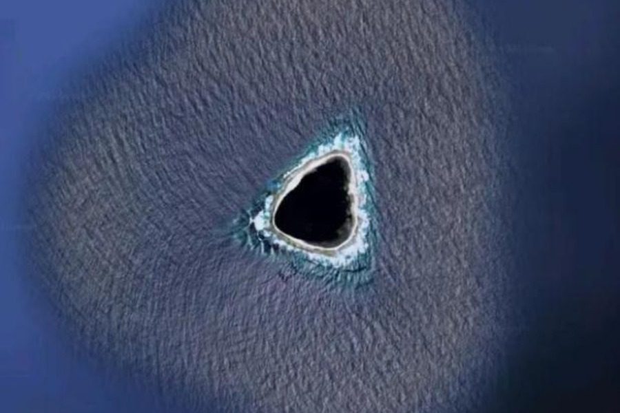 Το νησί του «Lost» ή μια νέα «Area 51»; – To μυστήριο με το μαυρισμένο νησί