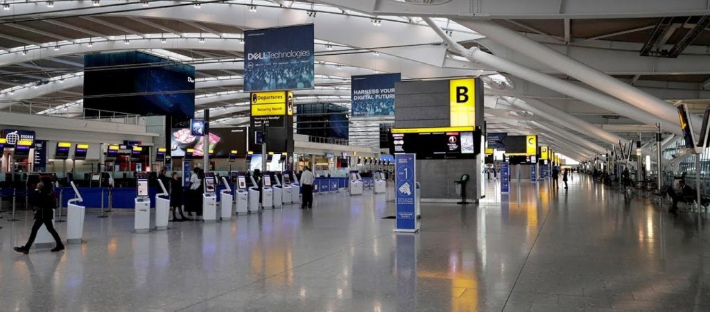 Εντολή για εκκένωση του αεροδρομίου του Μάντσεστερ – Εντοπίστηκε ύποπτο πακέτο