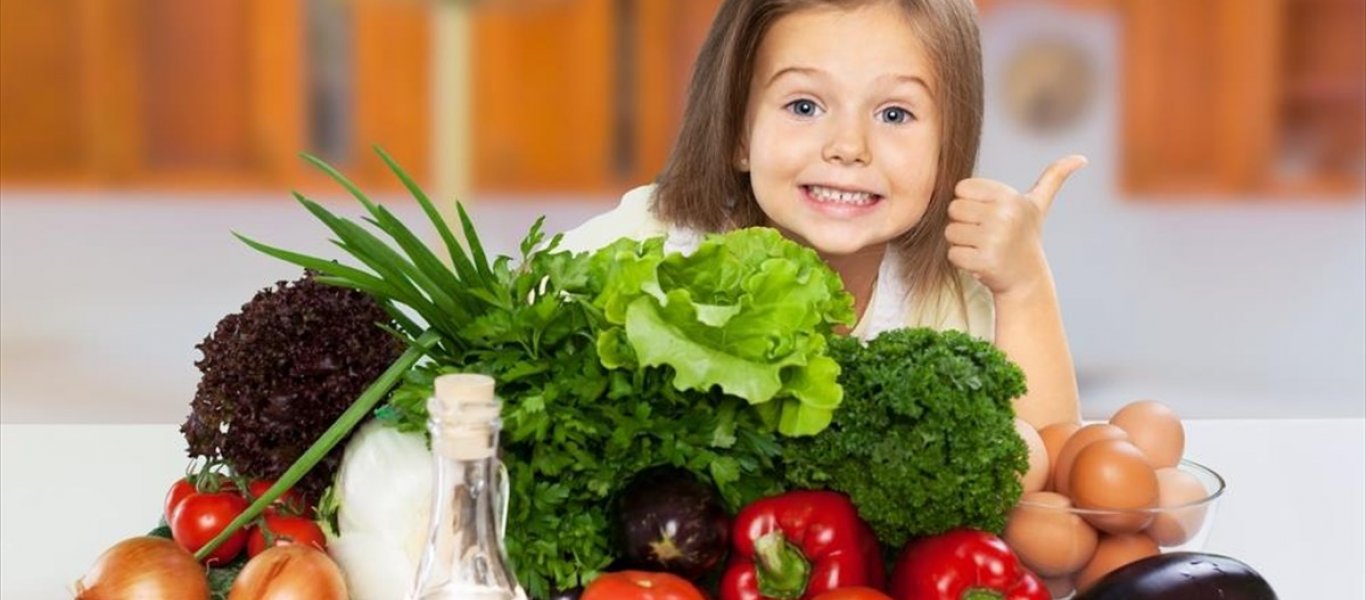 Διατροφή παιδιών: Πόσα φρούτα, λαχανικά & πρωτεΐνη χρειάζονται;