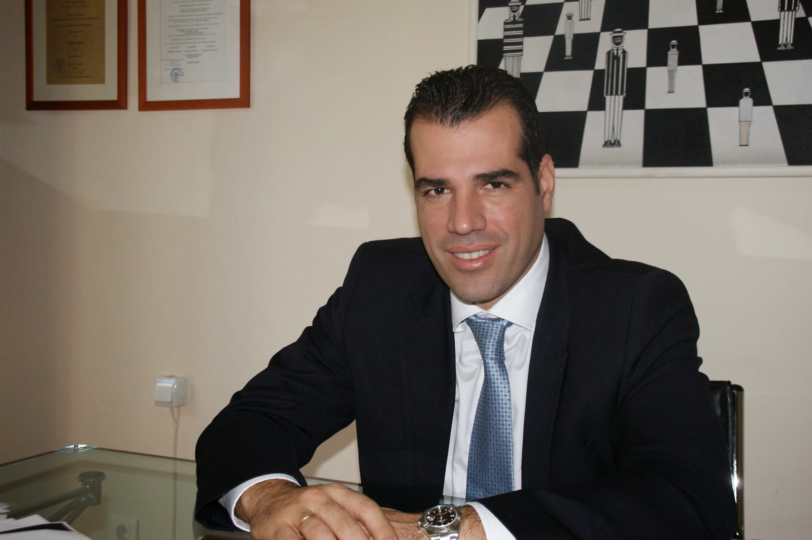 Πάτρα: Ο Θ.Πλεύρης ενημερώθηκε για την απόλυση του παιδίατρου που κατηγορείται για σεξουαλική κακοποίηση ανηλίκου