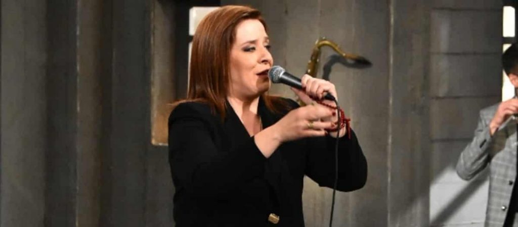 Η Γ.Τσαμπά αποκάλυψε ότι βρέθηκε σε… τρύπα κατά τη διάρκεια μίας συναυλίας της