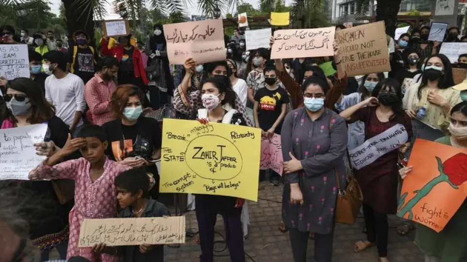 Ξεκίνησε η δίκη του πάμπλουτου νεαρού που βίασε και αποκεφάλισε κόρη διπλωμάτη στο Πακιστάν