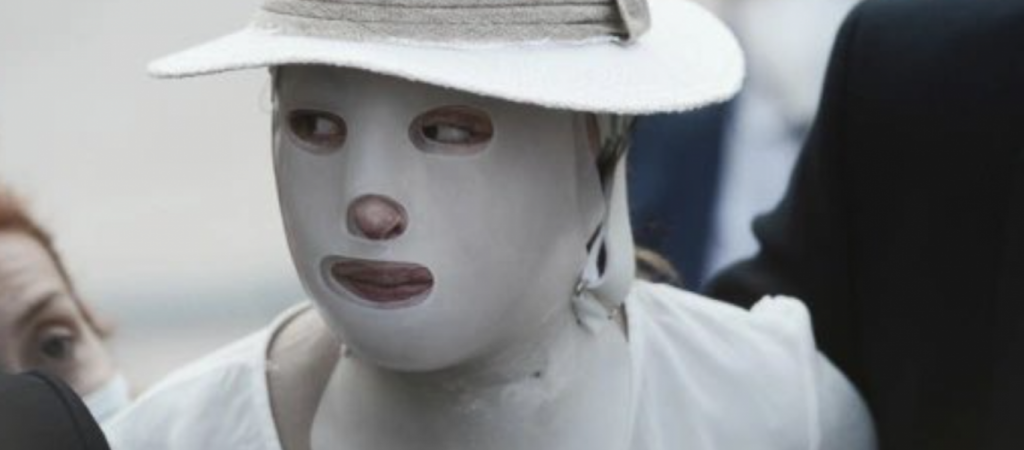 Επίθεση με βιτριόλι – Ν.Αλεξανδρής: «Η Ι.Παλιοσπύρου περιμένει μια απόφαση που θα την δικαιώσει»