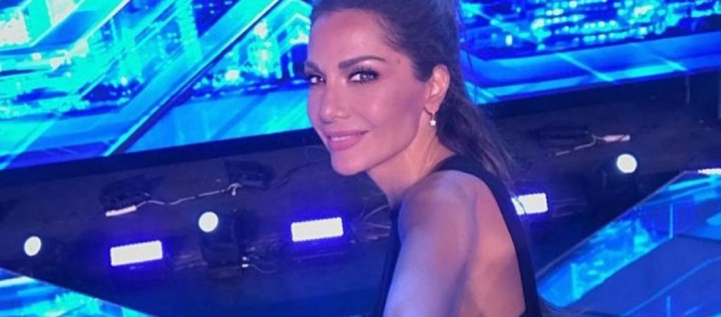 Δέσποινα Βανδή: Το αποκαλυπτικό φόρεμά της που ανέβασε τη θερμοκρασία στα ύψη! (φώτο)