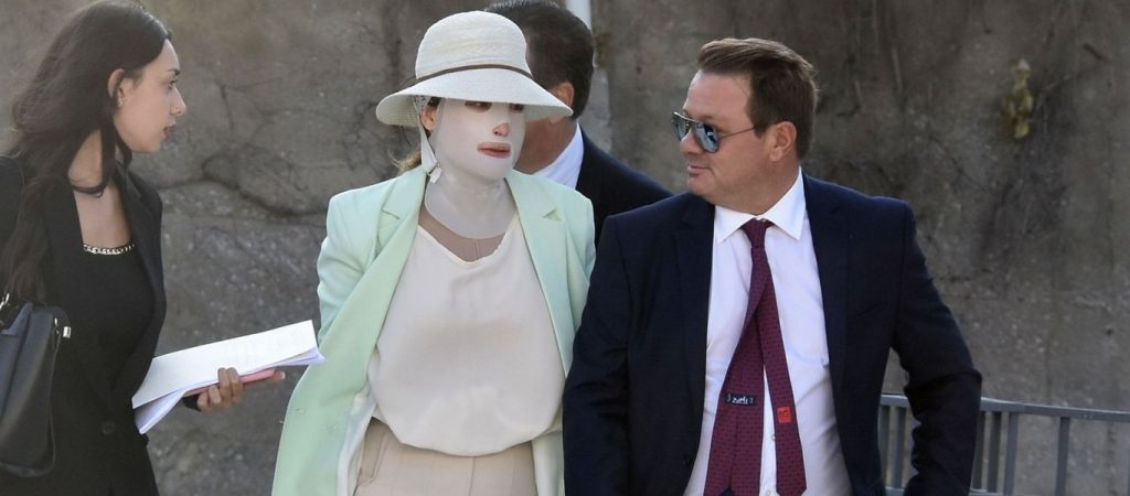 Επίθεση με βιτριόλι – Α.Λύτρας: «Θεωρώ ότι δεν θα βγει σήμερα η απόφαση για την κατηγορούμενη»