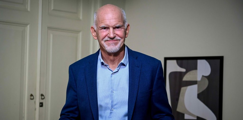 Ε.Αντώναρος για Γ.Παπανδρέου: «Κάποια ΜΜΕ προσπαθούν να πείσουν ότι είναι η επιστροφή κάποιου… Μεσσία»