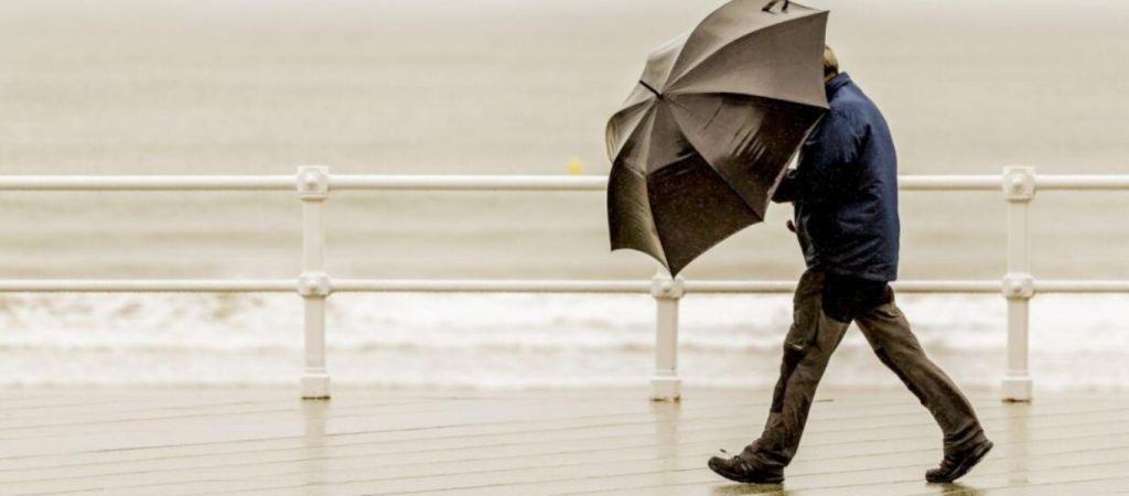 Κακοκαιρία στην Πολωνία – Στους 4 οι νεκροί από σφοδρούς ανέμους