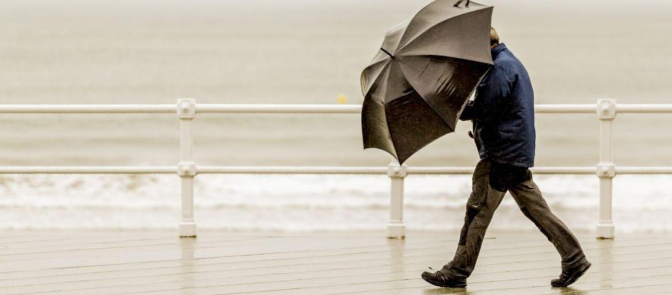 Κακοκαιρία στην Πολωνία – Στους 4 οι νεκροί από σφοδρούς ανέμους