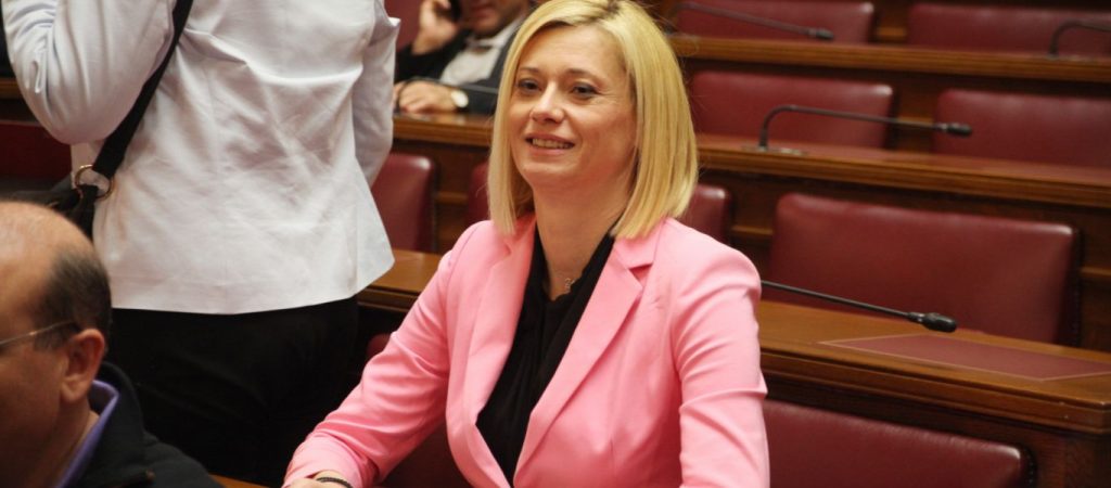 Ραχήλ Μακρή: Λιποθύμησε μέσα στο νοσοκομείο – Τι συμβαίνει με την υγεία της;