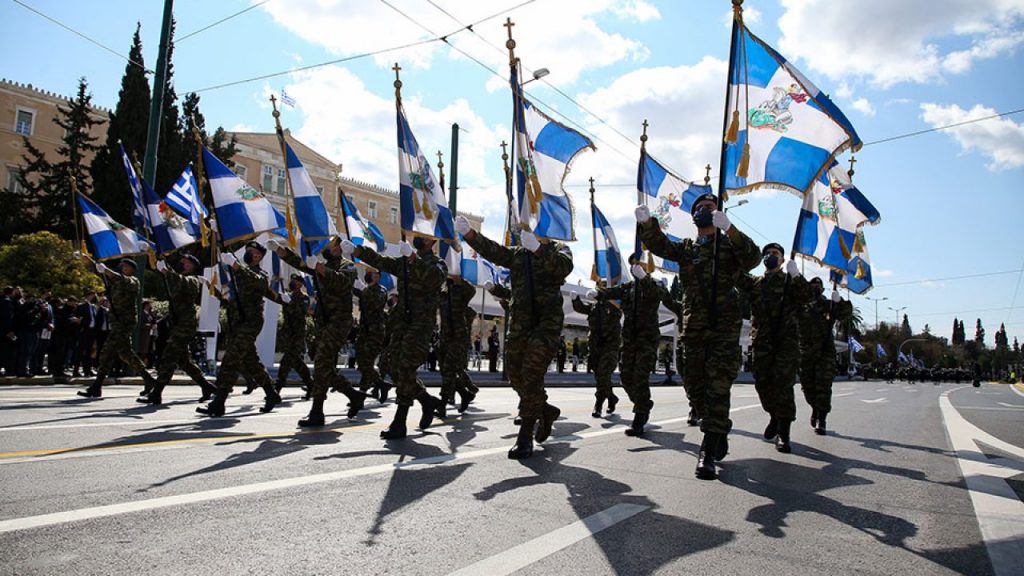 Οριστικό: Παρέλαση με μάσκες, πιστοποιητικά και… χρονόμετρο – Μόνο στρατιωτική με διάρκεια 60 λεπτά (upd)