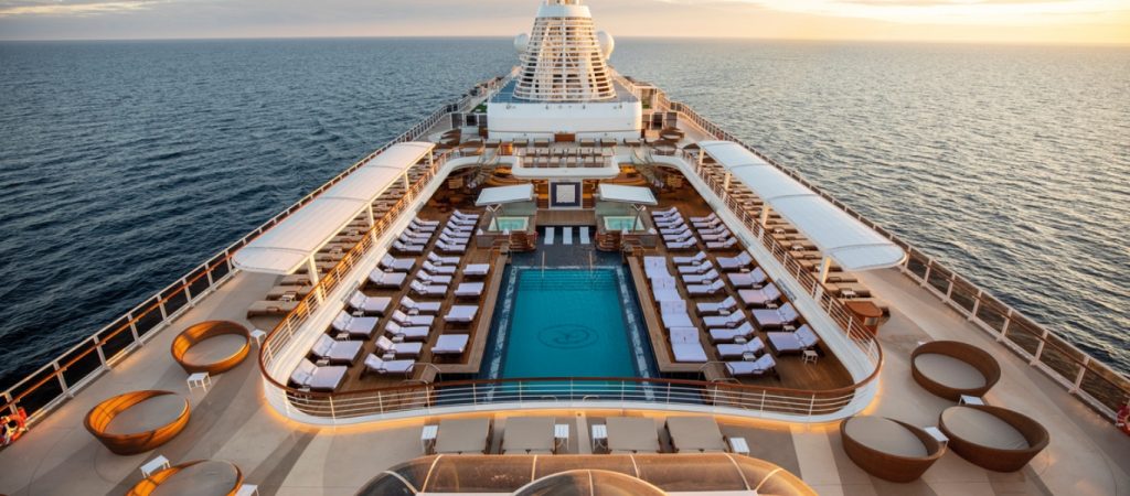 Έφτασε στα Χανιά το εξάστερο κρουαζιερόπλοιο «Seven Seas Splendor»