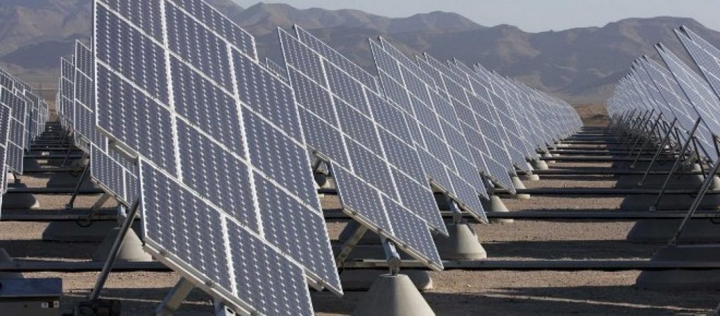 Εξαρθρώθηκαν τρεις σπείρες Ρομά που είχαν ρημάξει φωτοβολταϊκά σε Θήβα & Λιβαδειά – 12 συλλήψεις