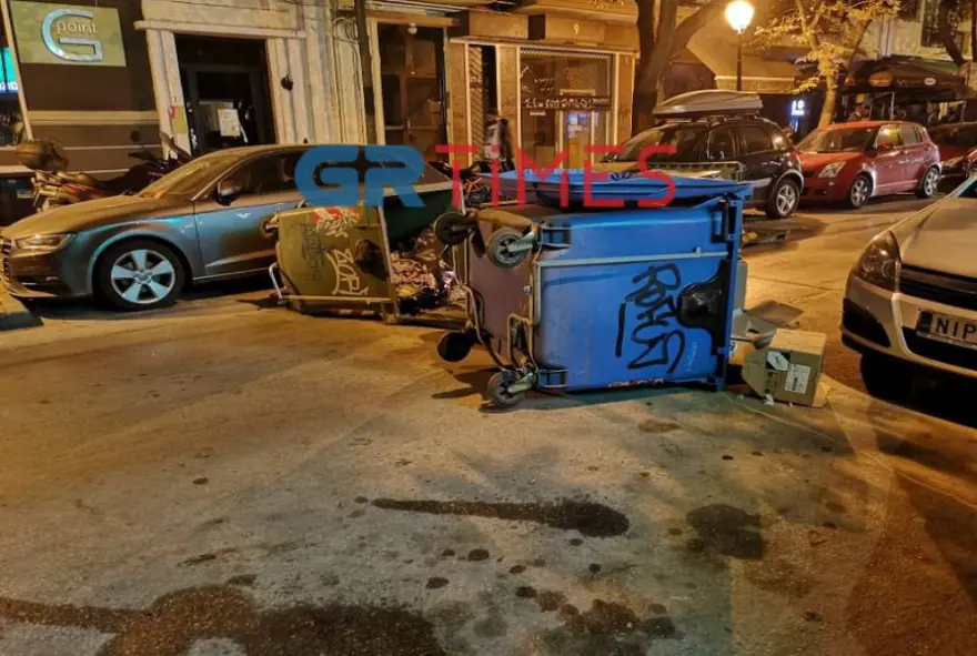 Θεσσαλονίκη: Ομάδες του ακροαριστερού χώρου σε πορεία υπέρ των Ρομά που εμβόλισαν τους αστυνομικούς (βίντεο)