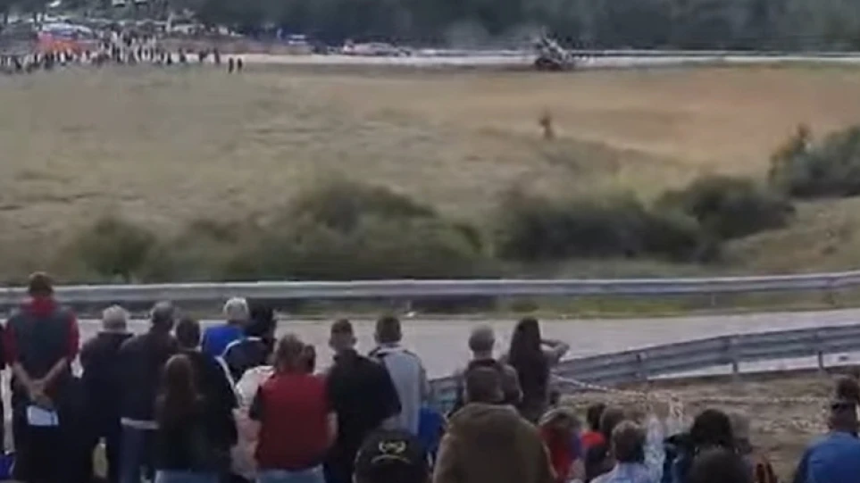 Η τρομακτική στιγμή που αγωνιστικό αυτοκίνητο στην Ελασσόνα αναποδογυρίζει με μεγάλη ταχύτητα (βίντεο)