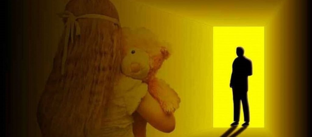 Σεξουαλική παρενόχληση μαθήτριας στο Μοσχάτο: «Με παρεξήγησαν – Δεν ξέρω τι συνέβη» λέει ο καθηγητής