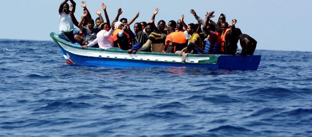 Συναγερμός στη Χίο: Τέσσερις οι νεκροί μετά από βύθιση λέμβου που μετέφερε παράνομους μετανάστες (upd)