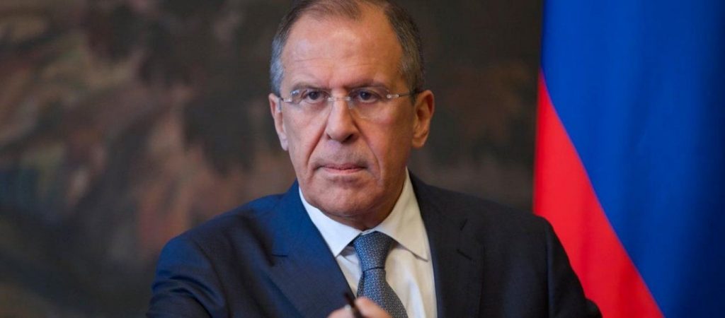Σεργκέι Λαβρόφ: «Η Ρωσία ελέγχει τις πληροφορίες για τη χρήση τουρκικών drones στο Ντονμπάς»