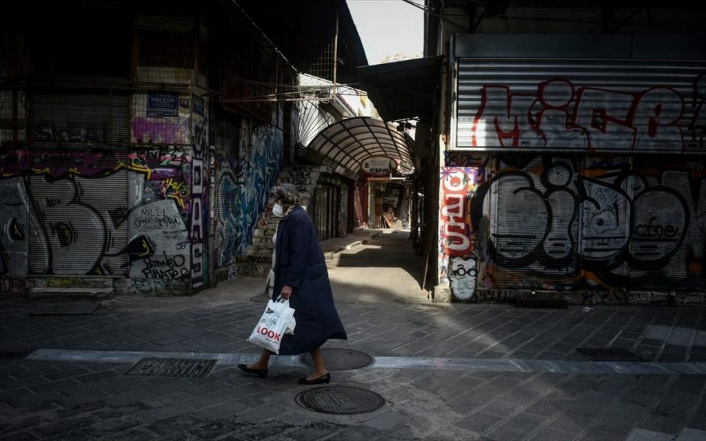 Η κυβέρνηση ετοιμάζεται να «κλειδώσει» ξανά την χώρα: Από τι θα κριθεί η απόφαση – Τι θα γίνει με τους εμβολιασμένους